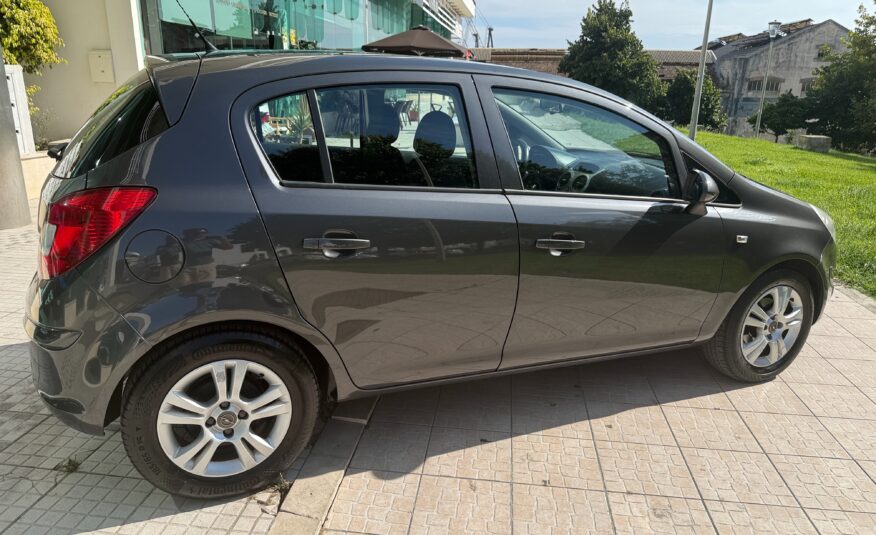 Opel Corsa Enjoy