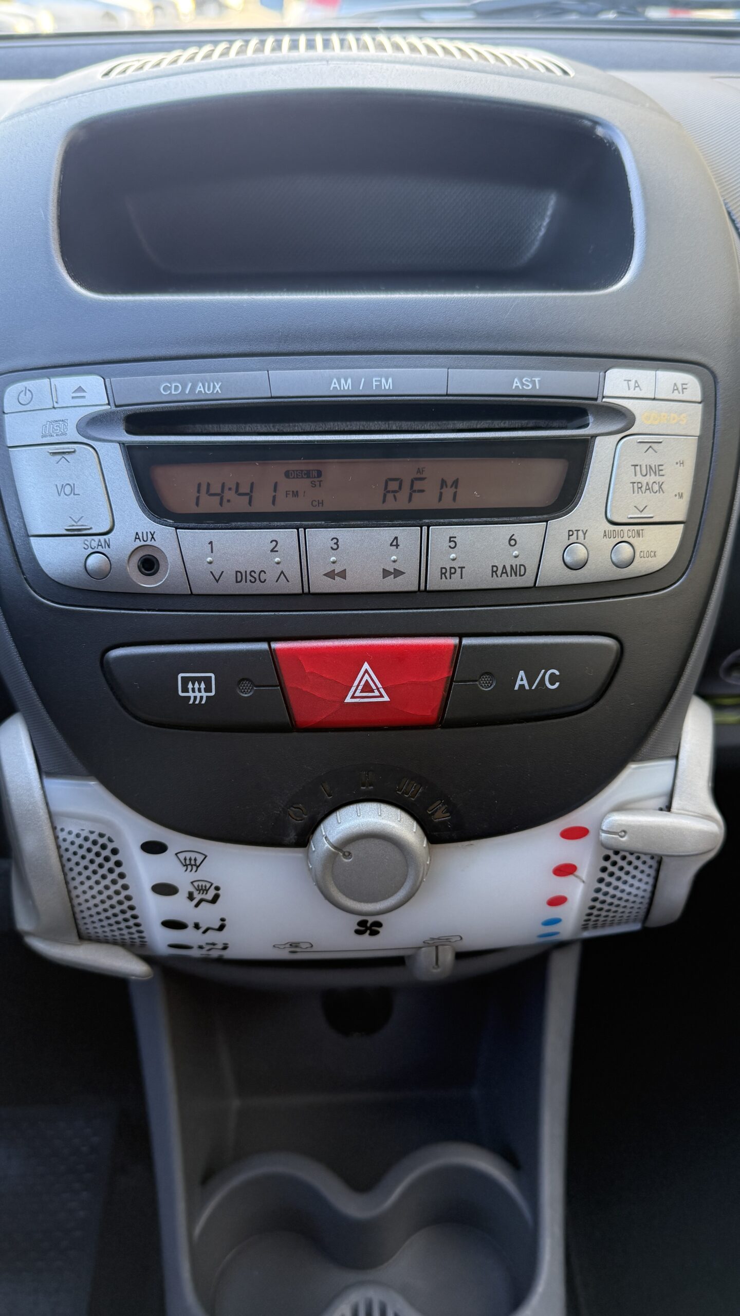 Peugeot 107 Black & Silver