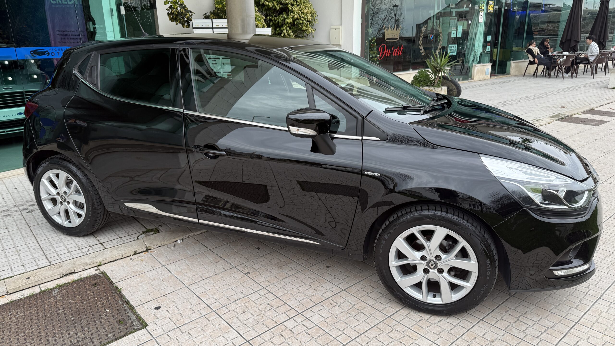Renault Clio Limited