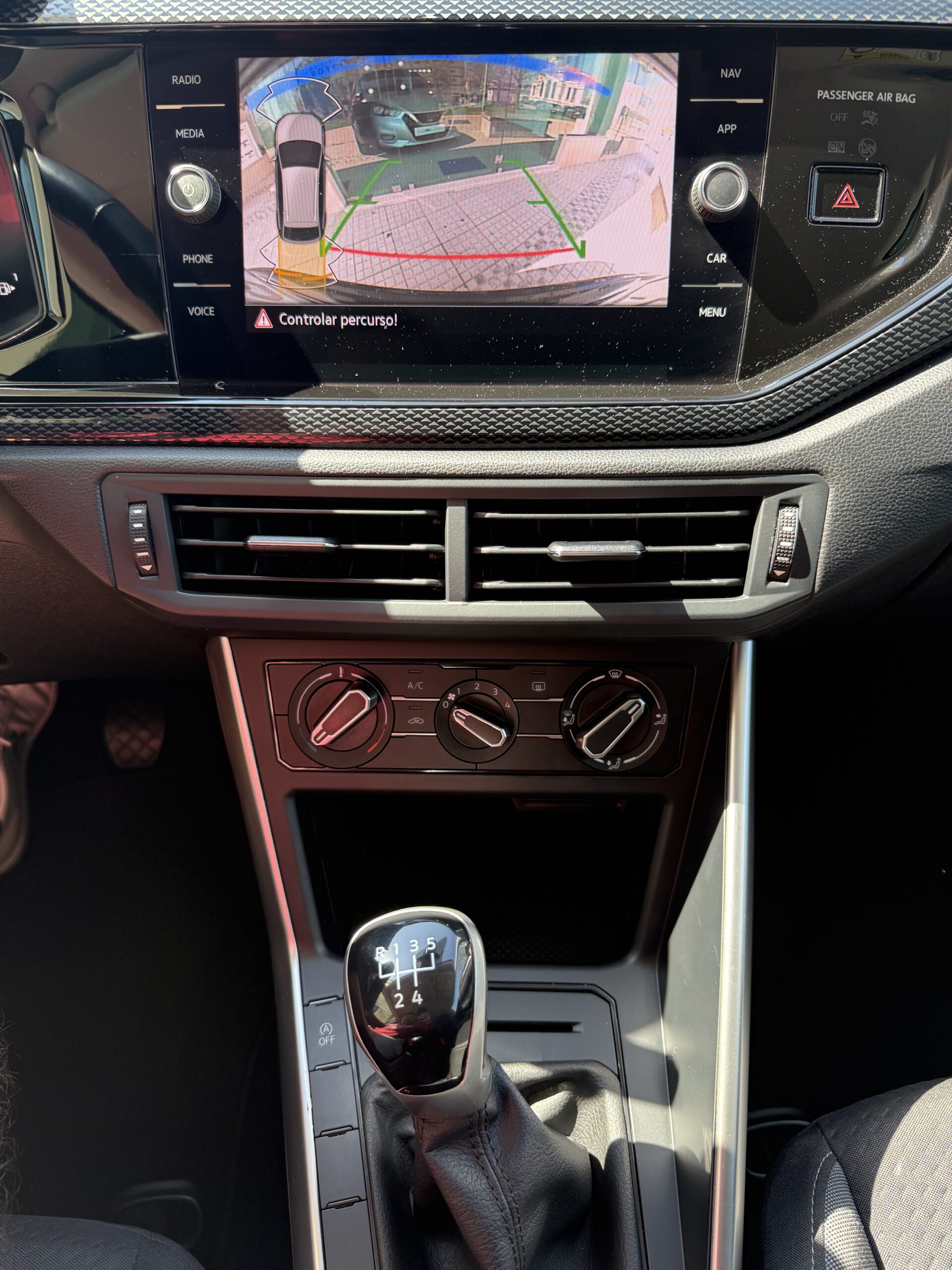 VW Tiago